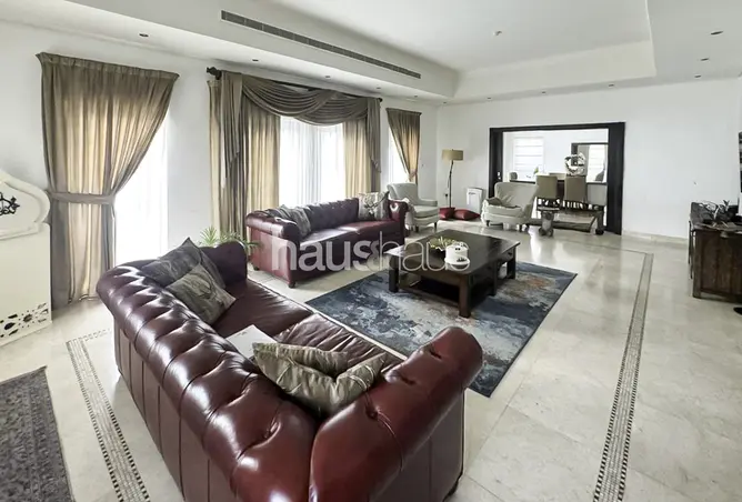 156153601 - Property Image 2