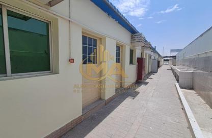 سكن عمال - استوديو - 8 حمامات للايجار في مبني علي موسى - الصجعة الصناعية - الصجعة - الشارقة