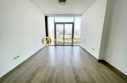 Apartment - 1 Bedroom - 2 Bathrooms for rent in Bloom Towers B - Bloom Towers - District 10 - Jumeirah Village Circle - Dubai