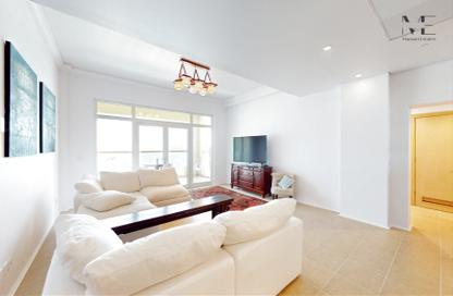 Apartment - 1 Bedroom - 2 Bathrooms for rent in Al Sultana - Shoreline Apartments - Palm Jumeirah - Dubai