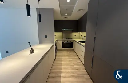 شقة - غرفة نوم - 2 حمامات للايجار في شيماء افنيو 2 - شيماء افنيو ريديسينس - الضاحية 13 - قرية جميرا الدائرية - دبي