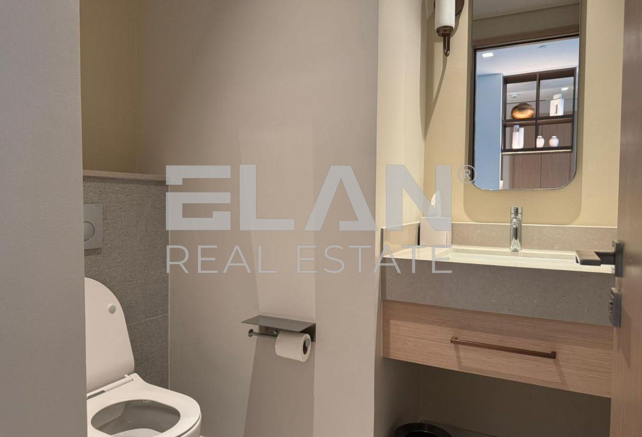 Burj and Fountain Views | 3 BED+Maid | Brand New photo 14