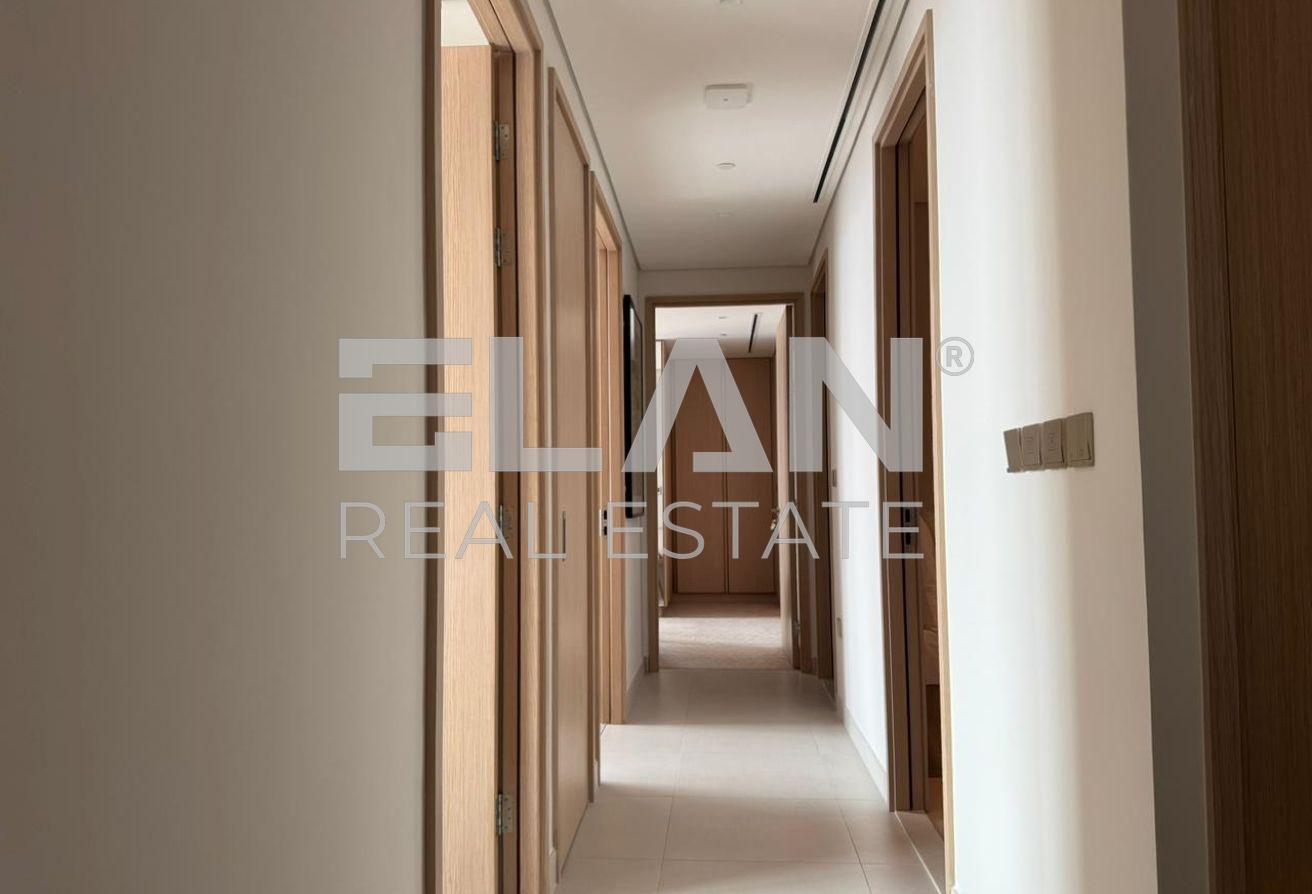 Burj and Fountain Views | 3 BED+Maid | Brand New photo 8
