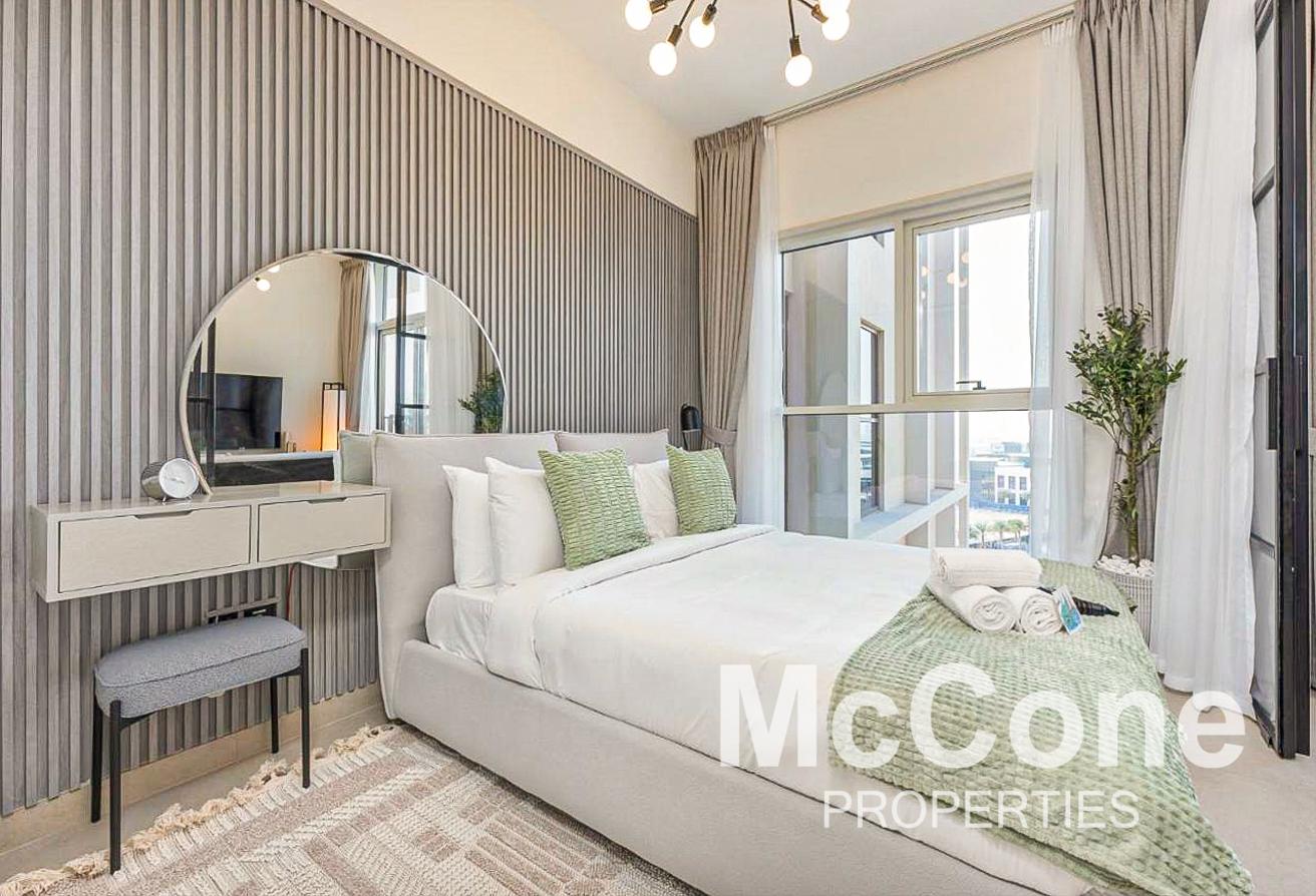 Stylish | Furnished | Available Nov 1st photo 5