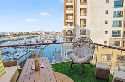 Apartment - Studio - 1 Bathroom for rent in Palm Views East - Palm Views - Palm Jumeirah - Dubai