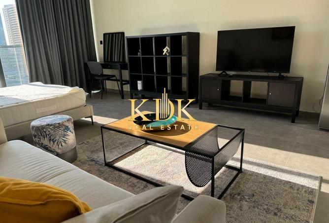 87025900 - Property Image 2