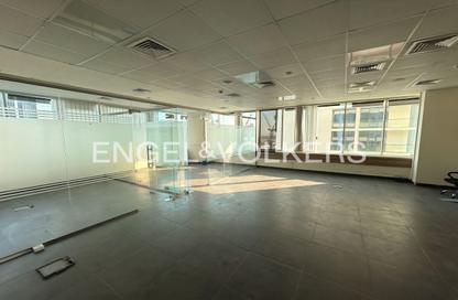 Office Space - Studio - 1 Bathroom for rent in Capital Golden Tower - Business Bay - Dubai