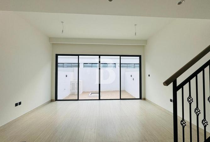 110963228 - Property Image 3