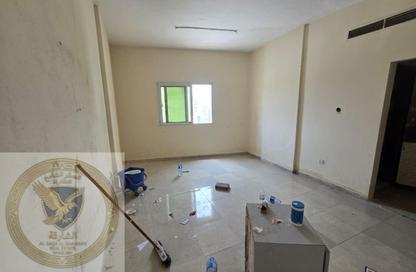 Apartment - Studio - 1 Bathroom for rent in Al Nabaa Building - Al Naba'ah - Al Sharq - Sharjah