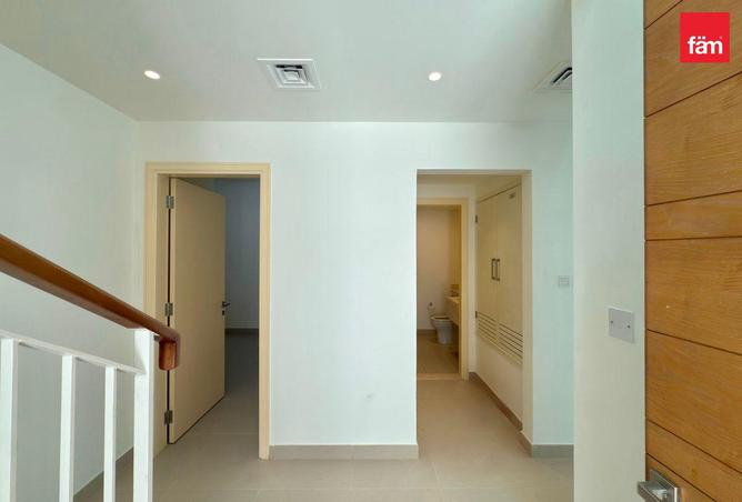 114598206 - Property Image 2