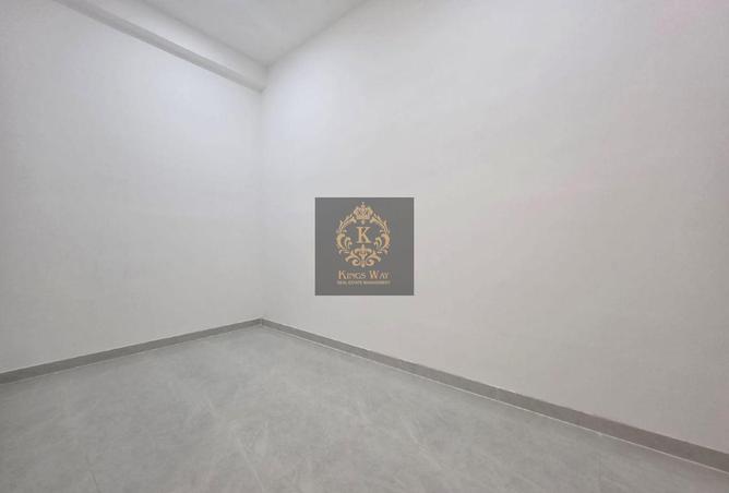 121547983 - Property Image 3