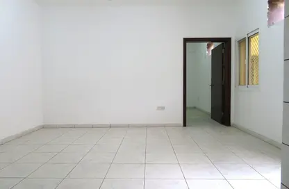 Office Space - Studio - 1 Bathroom for rent in Al Souk Al Kabeer - Bur Dubai - Dubai