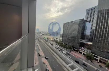 Apartment - 2 Bedrooms - 3 Bathrooms for rent in Titanium Tower - Al Karama - Dubai