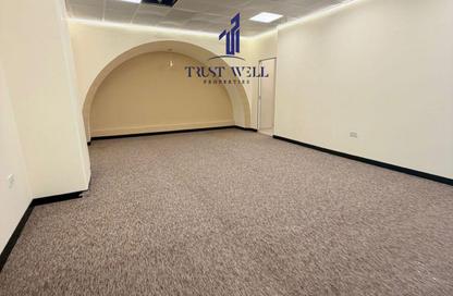 Business Centre - Studio - 7+ Bathrooms for rent in Dar Al Salam Building - Corniche Road - Abu Dhabi