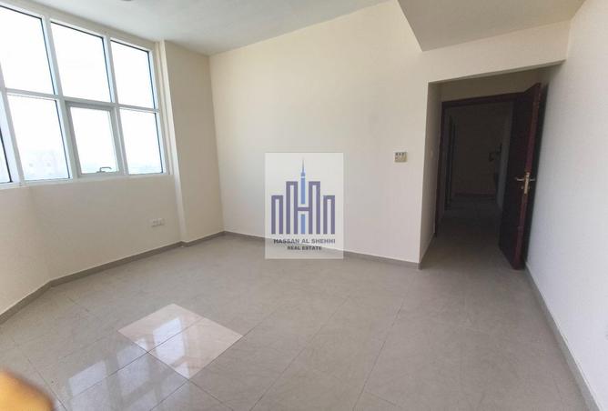 70298009 - Property Image 2