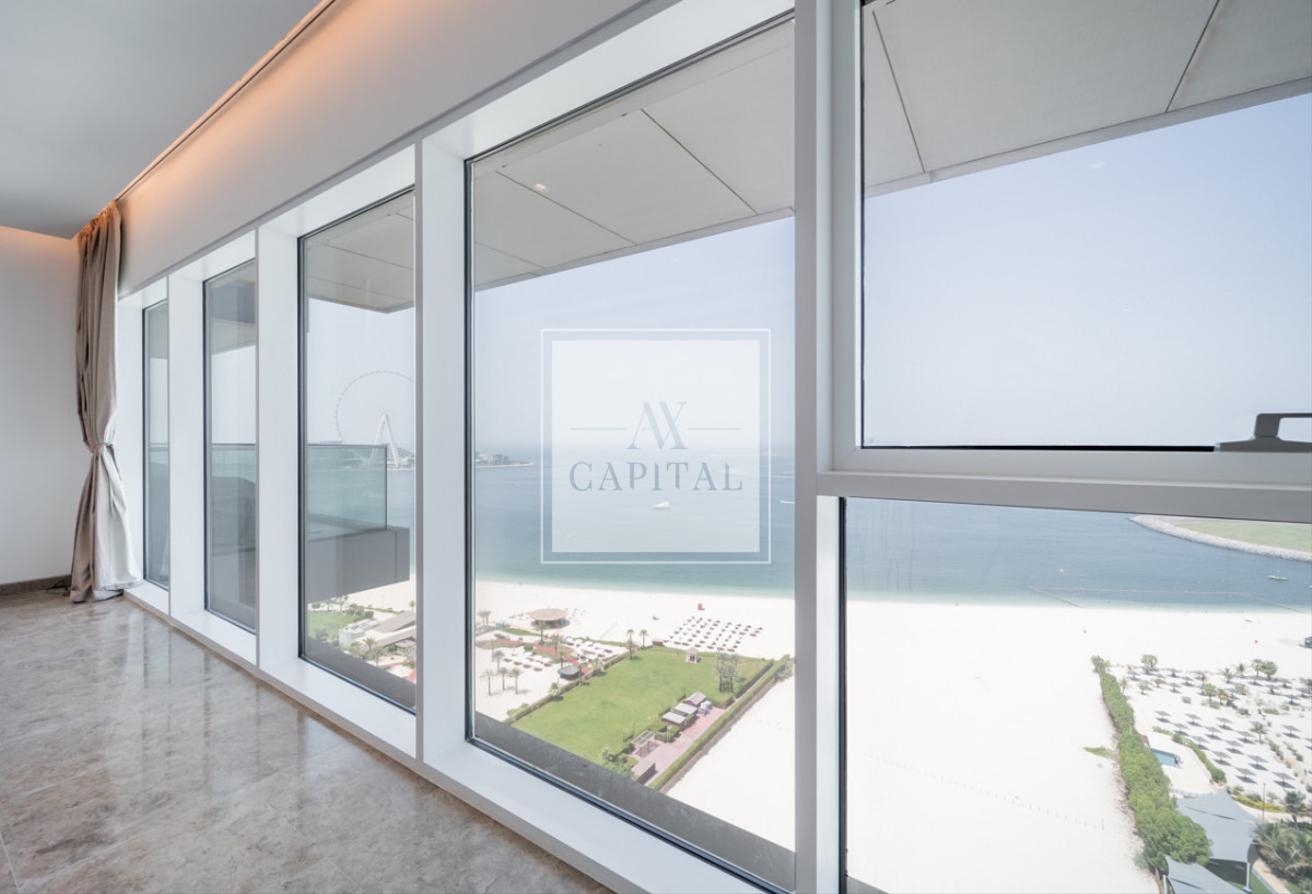 Rare Corner Unit | Terrace | Spacious Layout photo 4
