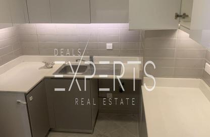 Apartment - 2 Bedrooms - 3 Bathrooms for rent in Bloom Marina - Al Bateen - Abu Dhabi