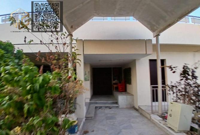 128830992 - Property Main Image