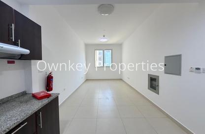 Apartment - Studio - 1 Bathroom for rent in Al Karama Sqaure - Al Karama - Dubai Apartment - Studio - 1 Bathroom for rent in Al Karama Sqaure - Al Karama - Dubai
