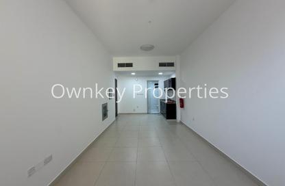 Apartment - Studio - 1 Bathroom for rent in Al Karama Sqaure - Al Karama - Dubai