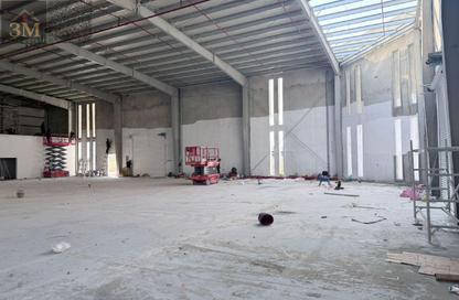 Warehouse - Studio - 1 Bathroom for rent in Umm Al Thuoob - Umm Al Quwain