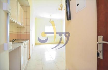 Apartment - Studio - 1 Bathroom for rent in Al Butina - Sharjah