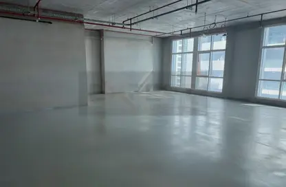 Office Space - Studio - 1 Bathroom for rent in Grosvenor Office Tower - Business Bay - Dubai
