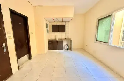 Apartment - Studio - 1 Bathroom for rent in Fire Station Road - Muwaileh - Sharjah