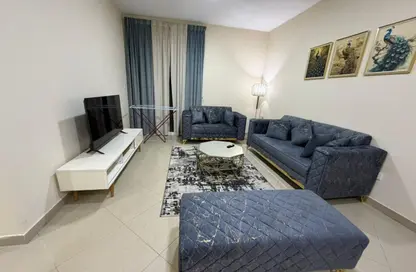 شقة - غرفة نوم - 2 حمامات للايجار في شارع التعاون - التعاون - الشارقة