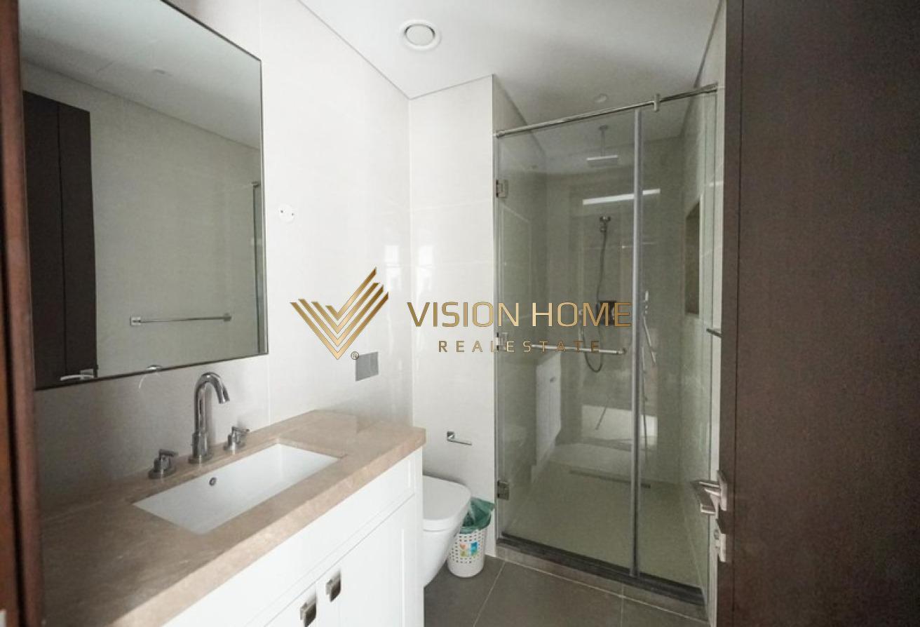 FULLY FURNISHED | PENTHOUSE | AVAILABLE photo 16