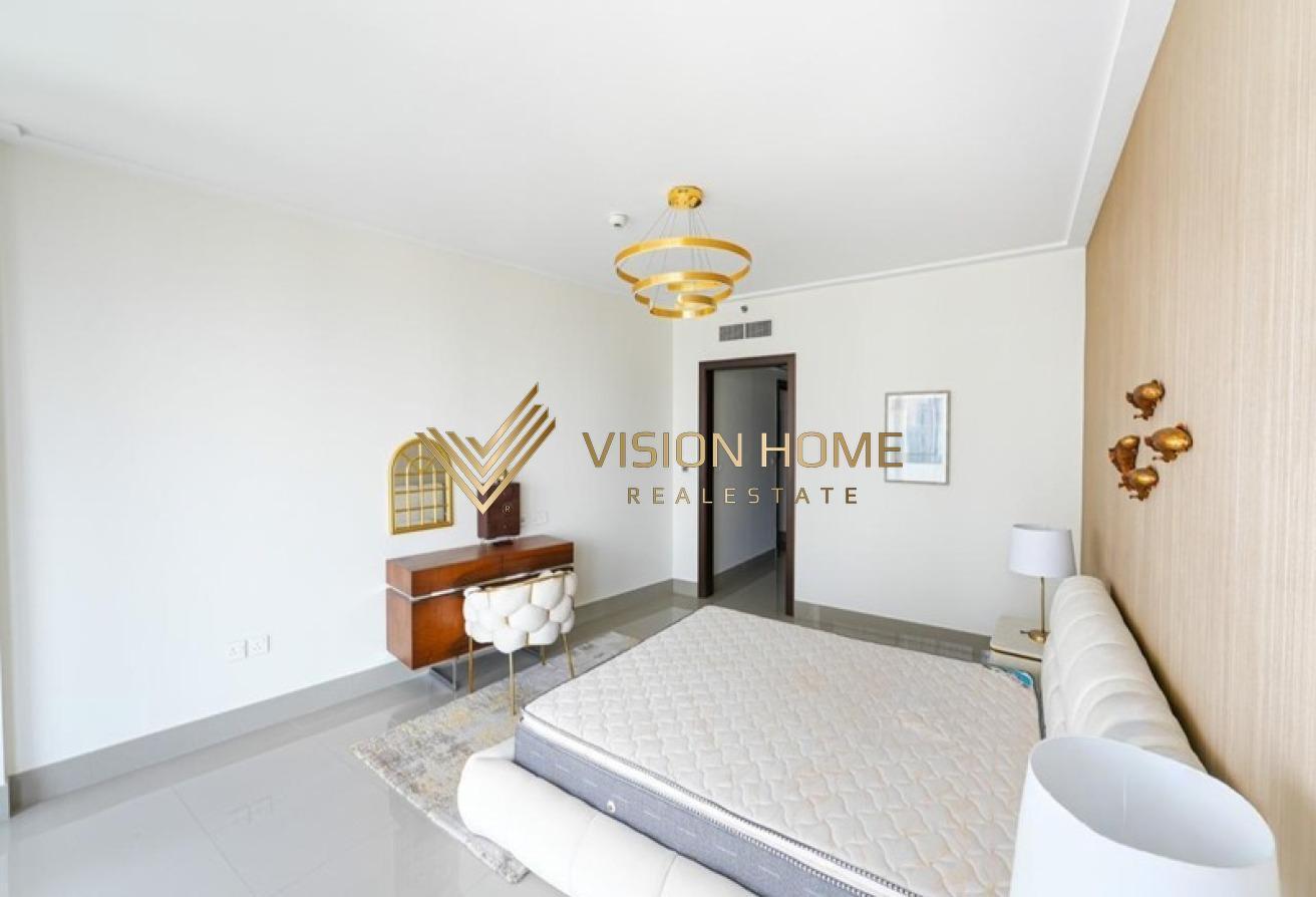 FULLY FURNISHED | PENTHOUSE | AVAILABLE photo 14