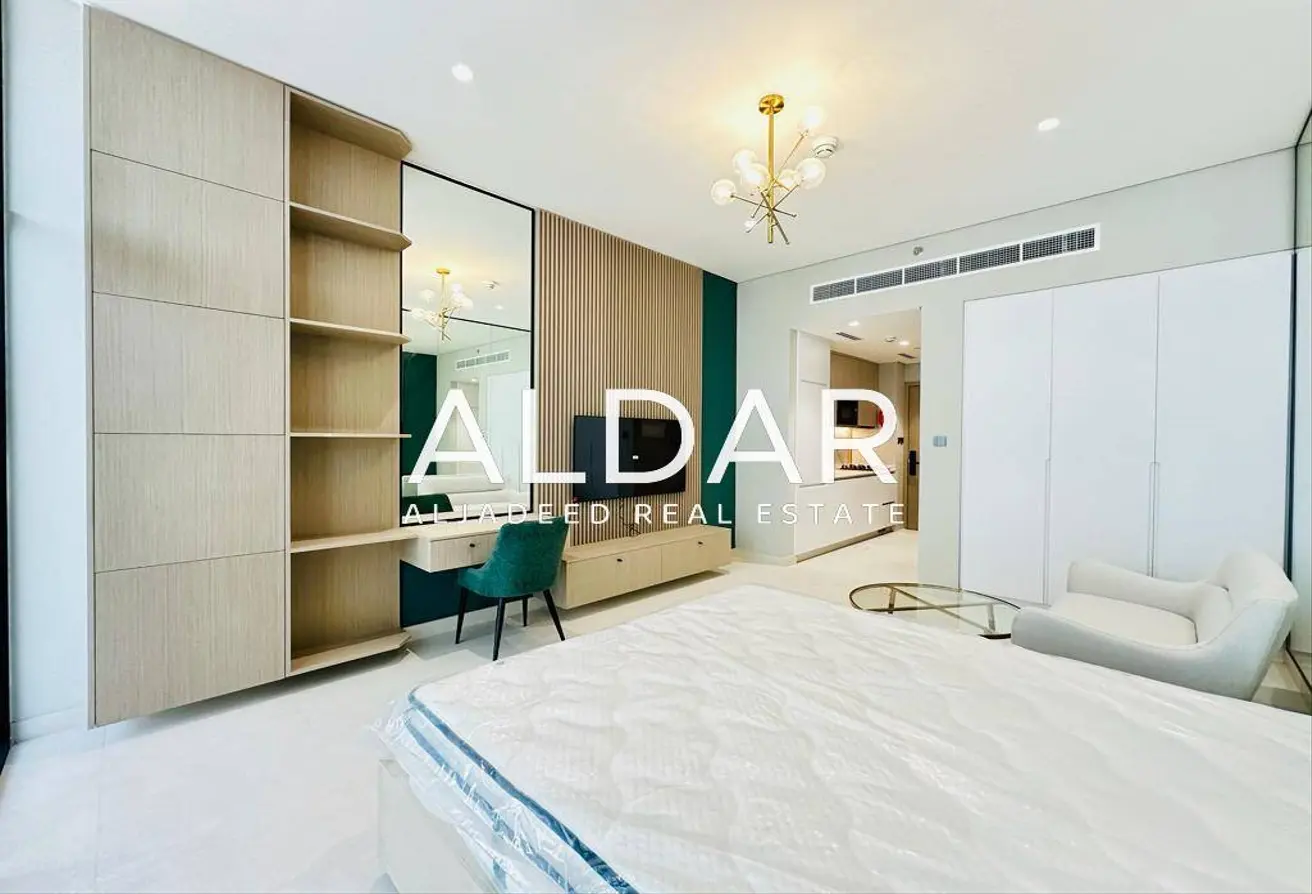 156922107 - Property Main Image