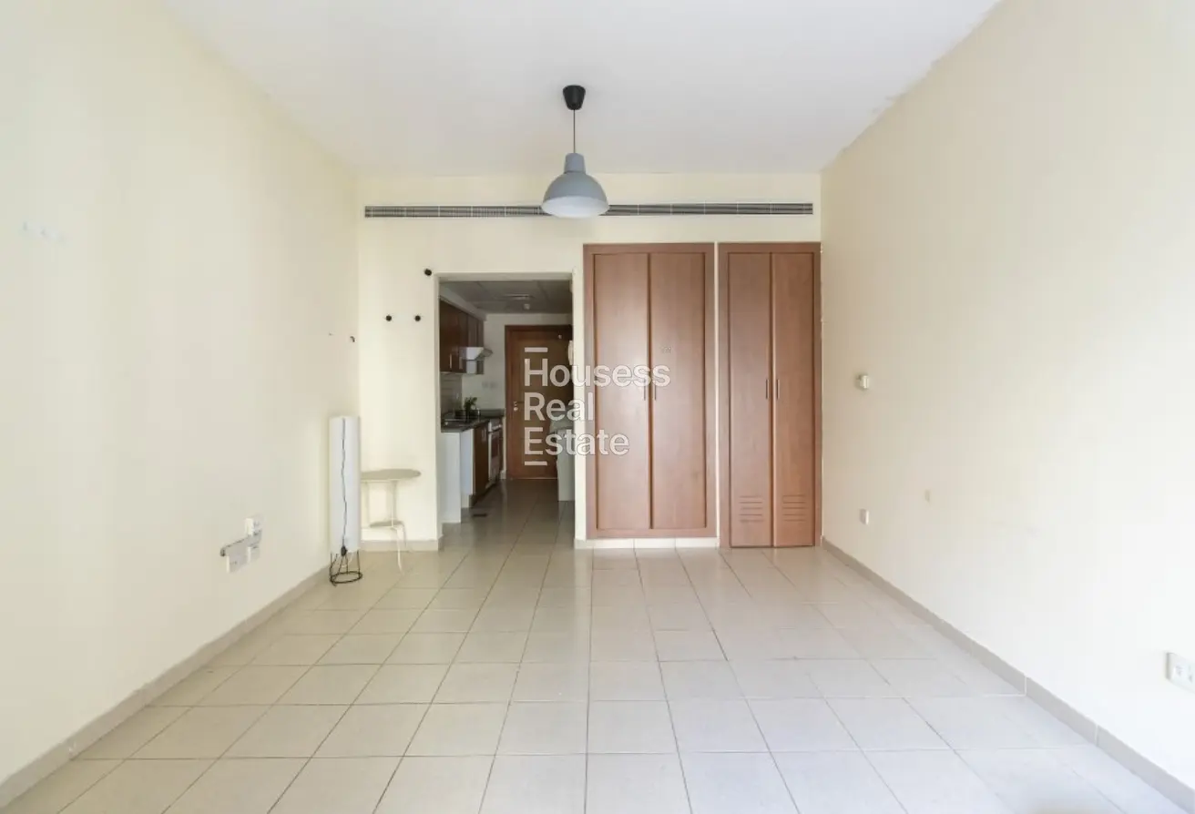 160087355 - Property Main Image