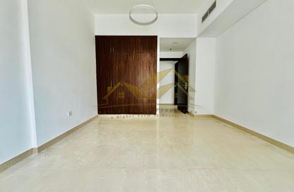 Apartment - 2 - 3 for rent in Elysium 1 - Jumeirah Garden City - Al Satwa - Dubai