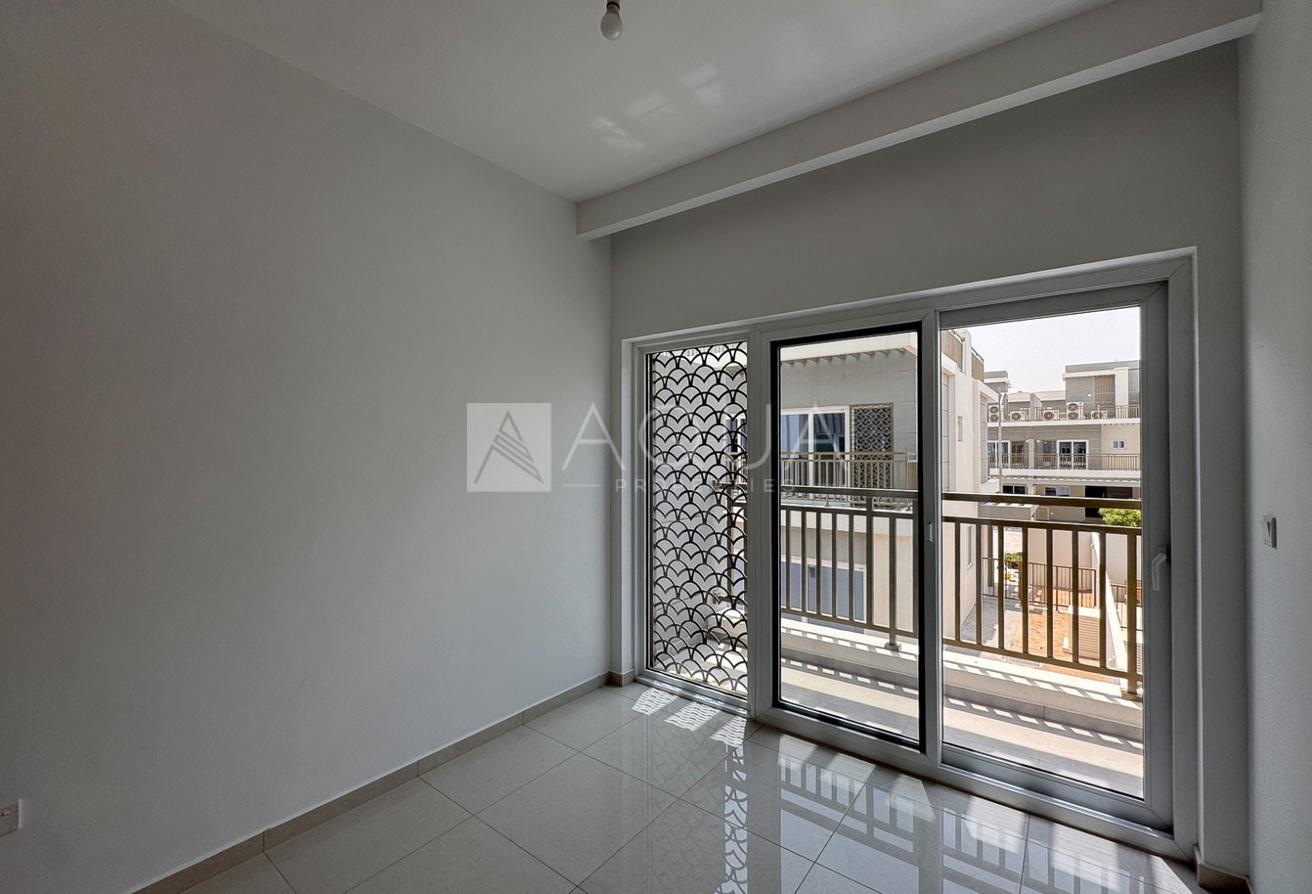 New layout | Closed kitchen | Ready to Move in photo 7