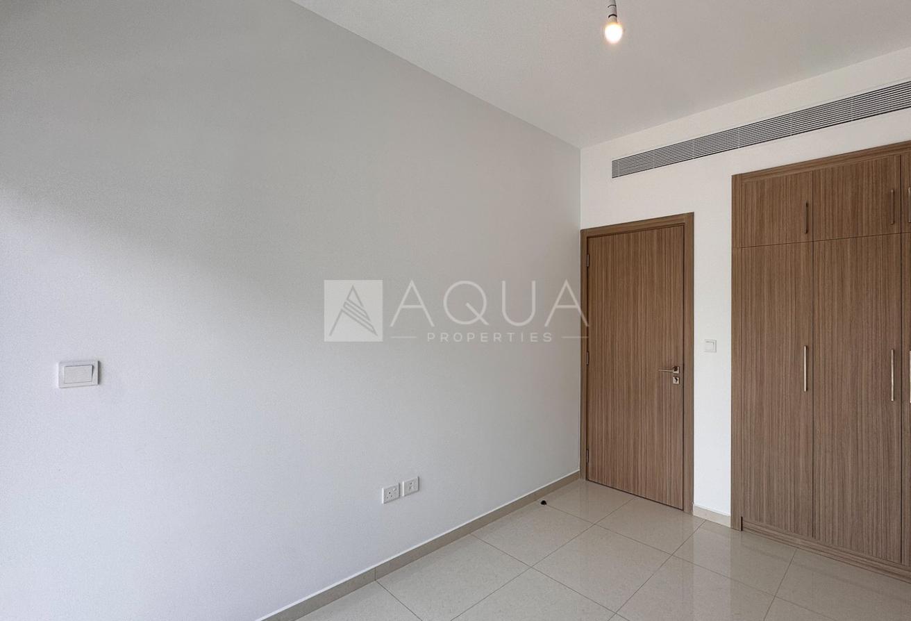 New layout | Closed kitchen | Ready to Move in photo 9