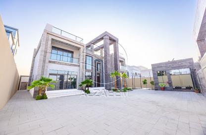Villa - 7+ Bedrooms - 7+ Bathrooms for rent in Madinat Al Riyad - Abu Dhabi