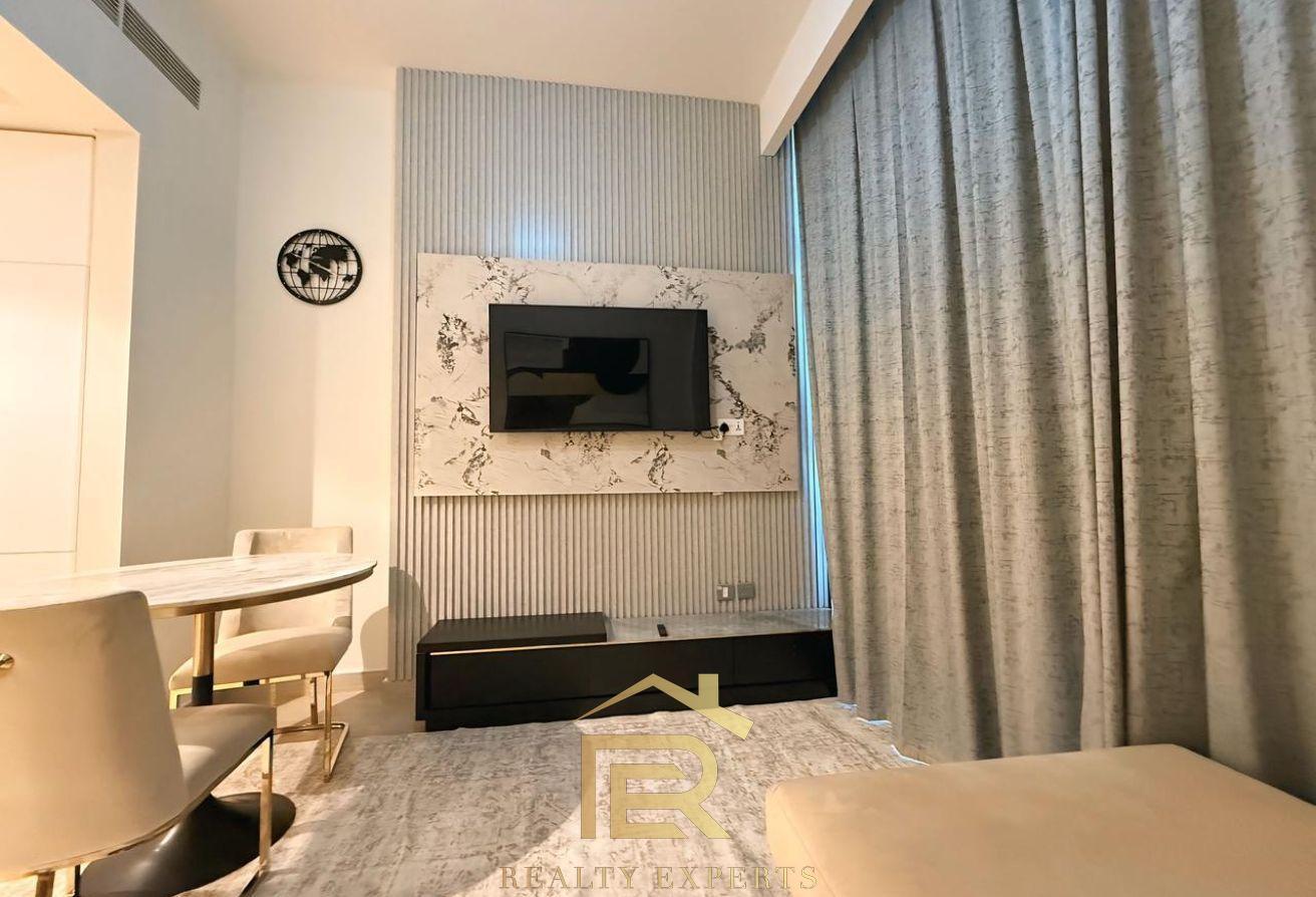 FULLY FURNISHED|VACANT|CHILLER FREE|COMMUNITY VIEW photo 4