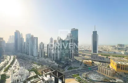 Apartment - 2 Bedrooms - 3 Bathrooms for rent in Boulevard Crescent Tower 1 - BLVD Crescent - Downtown Dubai - Dubai