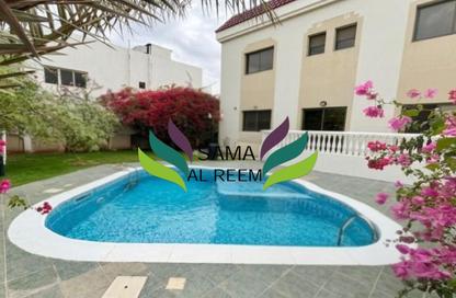 Villa - 5 Bedrooms - 5 Bathrooms for rent in Al Tarad Street - Jumeirah 3 - Jumeirah - Dubai