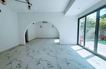 Villa - 3 Bedrooms - 3 Bathrooms for rent in Umm Suqeim 3 Villas - Umm Suqeim 3 - Umm Suqeim - Dubai