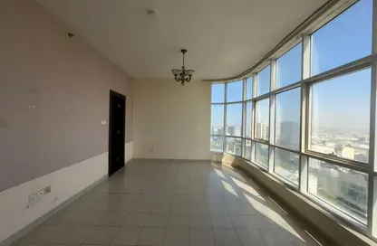 Apartment - 3 Bedrooms - 3 Bathrooms for sale in Al Majaz 2 - Al Majaz - Sharjah Apartment - 3 Bedrooms - 3 Bathrooms for sale in Al Majaz 2 - Al Majaz - Sharjah