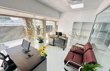 مكتب - غرفة نوم - 1 حمام للايجار في ريم ريزدنسي - الكرامة - دبي