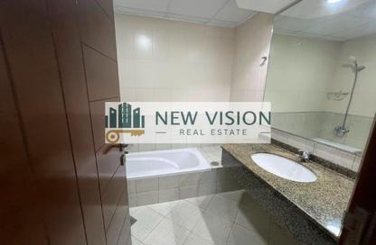 Apartment - 3 - 4 for rent in Al Khan Lagoon Tower - Al Khan Lagoon - Al Khan - Sharjah
