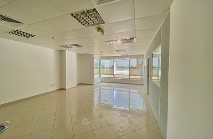 Office Space - Studio - 1 Bathroom for rent in Al Etihad Building - Port Saeed - Deira - Dubai