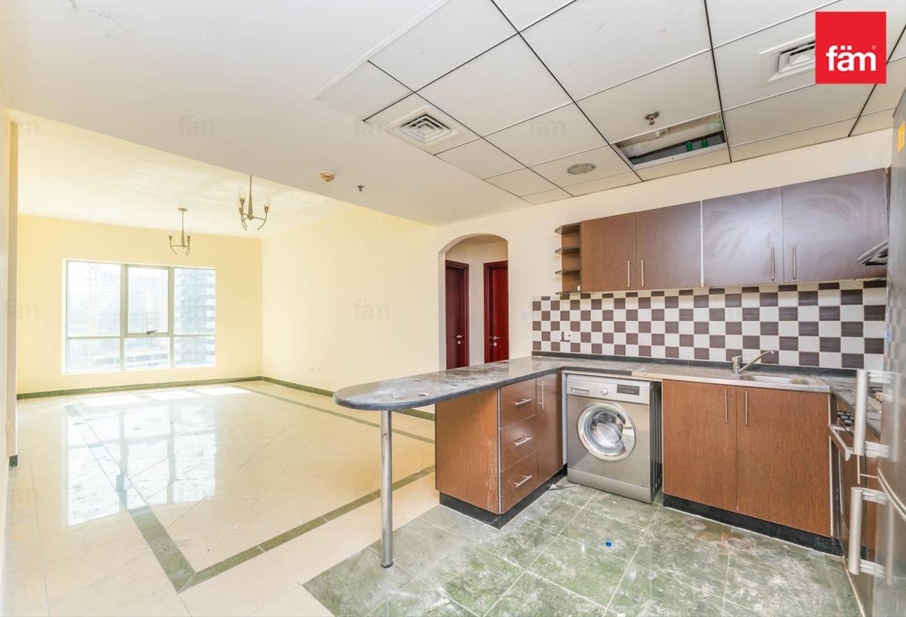 Near Dubai Internet City Metro | Prime Location photo 6