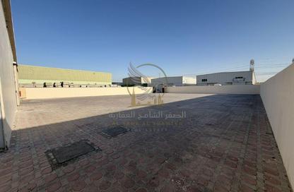 مستودع - استوديو - 1 للايجار في 18 المنطقة الصناعية رقم - المنطقة الصناعية بالشارقة - الشارقة مستودع - استوديو - 1 للايجار في 18 المنطقة الصناعية رقم - المنطقة الصناعية بالشارقة - الشارقة