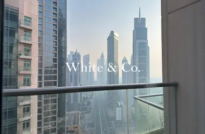 Apartment - 1 Bedroom - 2 Bathrooms for rent in The Lofts Central - The Lofts - Downtown Dubai - Dubai