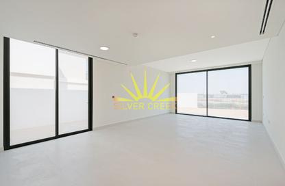 Villa - 3 - 4 for rent in Fairway Villas 2 - Emaar South - Dubai South (Dubai World Central) - Dubai Villa - 3 - 4 for rent in Fairway Villas 2 - Emaar South - Dubai South (Dubai World Central) - Dubai