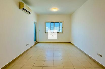 Apartment - 1 Bedroom - 2 Bathrooms for rent in Bayt Al Muteena 03 - Al Muteena - Deira - Dubai